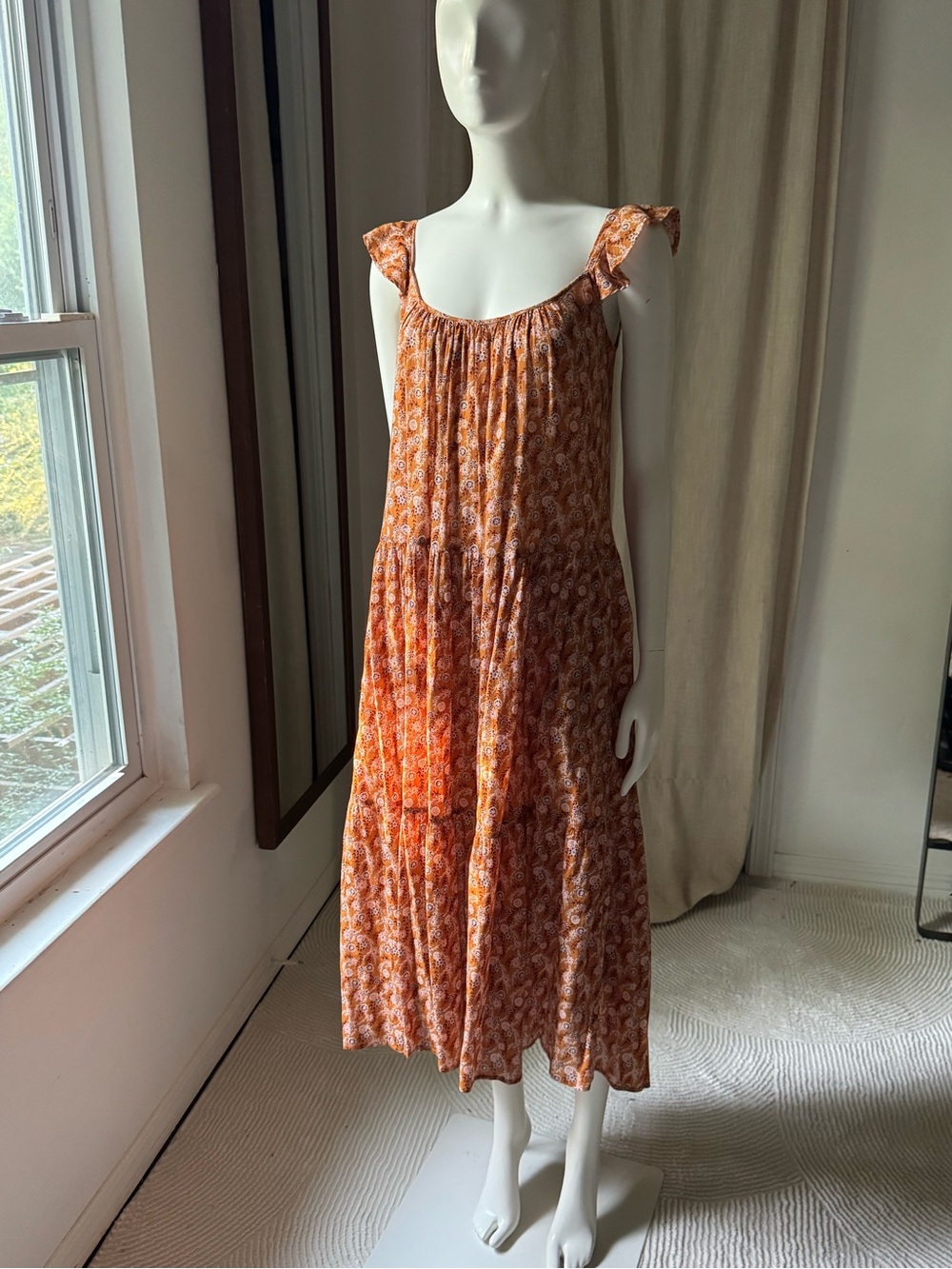 XiRENA Orange Paisley Tiered Maxi Dress